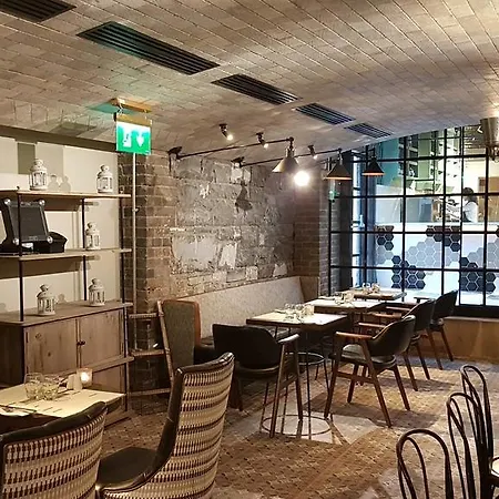 Hotel The Address At 1