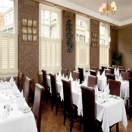 Hotel The Address At 1