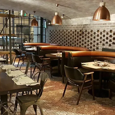 Hotel The Address At 1