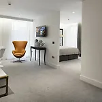 Hotel The Address At 1