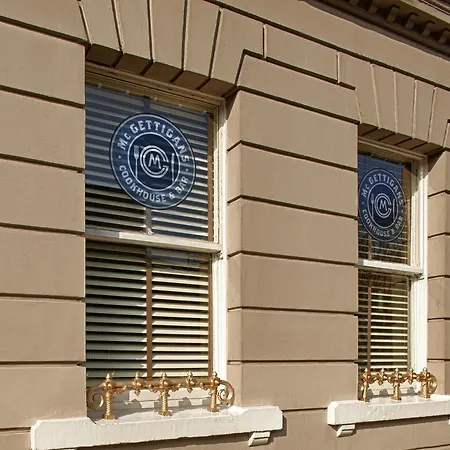 ホテル The Address At 1 4*