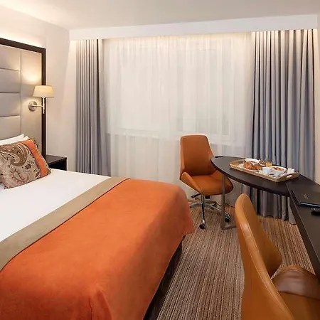 The Address At 1 4* دبلن